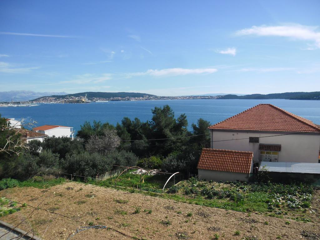 Rooms And Apartments Kurtovic Donji Seget Exterior foto